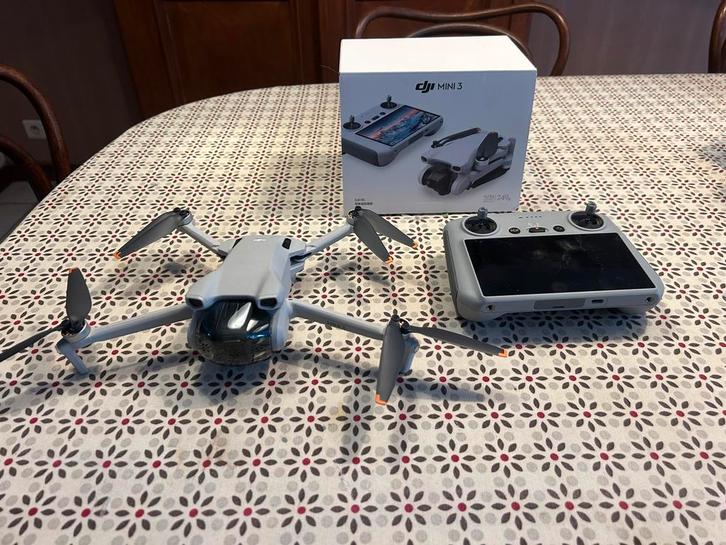 Dji mini 3 + rc controller, Audio, Tv en Foto, Drones, Zo goed als nieuw, Drone met camera, Ophalen