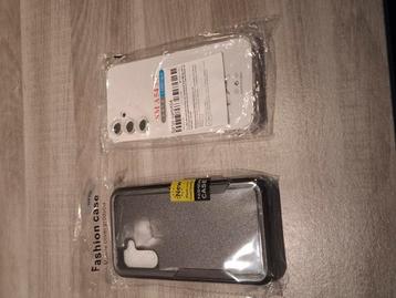 2 nieuwe hoesjes samsung galaxy A54 5G  beschikbaar voor biedingen