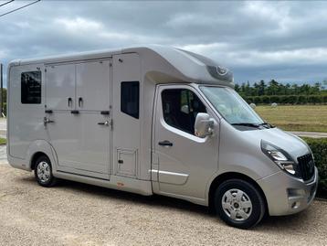 Dub.Cab STX. Camionnette chevaux 20 000 km ! ! ! disponible aux enchères