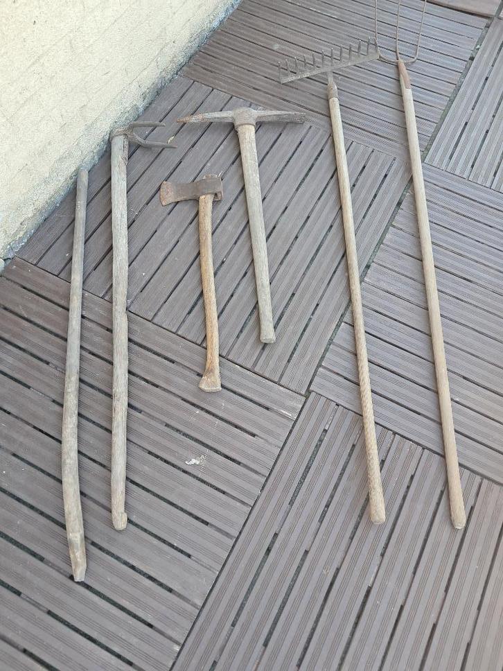 Lot de 5 outils anciens pour décoration, Antiek en Kunst, Antiek | Gereedschap en Instrumenten, Ophalen