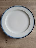 6 borden met blauwe randen, Huis en Inrichting, Ophalen of Verzenden, Bord(en)