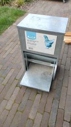 Voederbak kippen, Ophalen