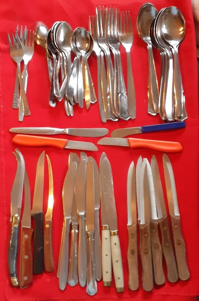 Lot de 58 couverts dépareillé, Maison & Meubles, Cuisine | Couverts, Utilisé, Enlèvement ou Envoi