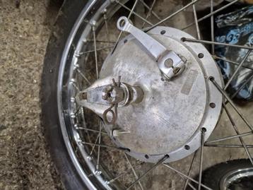 Suzuki GT250 Ram Air achterwiel in nette staat! beschikbaar voor biedingen