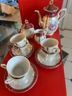 Thee servies, Enlèvement