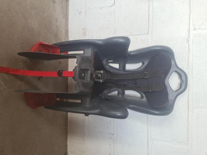 Fietstoel achter, Fietsen en Brommers, Fietsaccessoires | Fietsstoeltjes, Gebruikt, Achterzitje, 15 t/m 25 kg, Voetsteuntjes, Ophalen of Verzenden