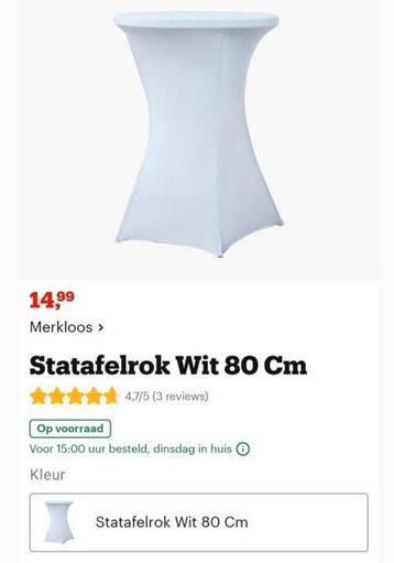 Te koop 4 witte staantafelhoezen (niet de tafels) beschikbaar voor biedingen