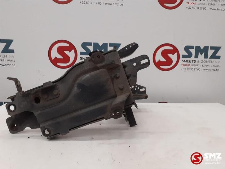 Occ onderste tredebeugel rechts Mercedes, Auto-onderdelen, Vrachtwagen-onderdelen, Mercedes-Benz, Ophanging en Onderstel, Gebruikt