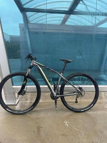 Mountainbike specialized medium 29inch beschikbaar voor biedingen