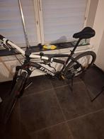 Vélo 27,5 pouces btwin, idéal pour personne 1,75m/1,90m, Fietsen en Brommers, Fietsen | Crossfietsen en BMX, Ophalen, Zo goed als nieuw