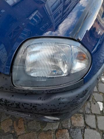 RENAULT CLIO 2 fase 1 koplampen /5060 AUVELAIS  beschikbaar voor biedingen