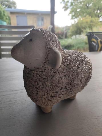 Keramiek. Schaap. Oud. beschikbaar voor biedingen