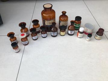 17 unieke Apothekerspotten opium-collectie uniek beschikbaar voor biedingen