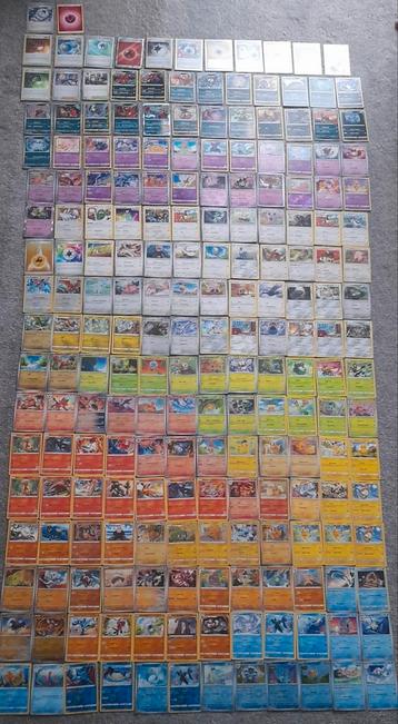 Pokémon kaart collectie – met holo’s & speciale energies beschikbaar voor biedingen
