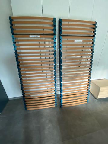 2 stukken voor een matras op te leggen beschikbaar voor biedingen