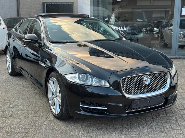 Jaguar // XJ v6 Diesel, Auto's, Jaguar, Bedrijf, Te koop, XJ, Diesel, Euro 5, Berline, 5 deurs, Automaat, Zwart, Zwart, Leder