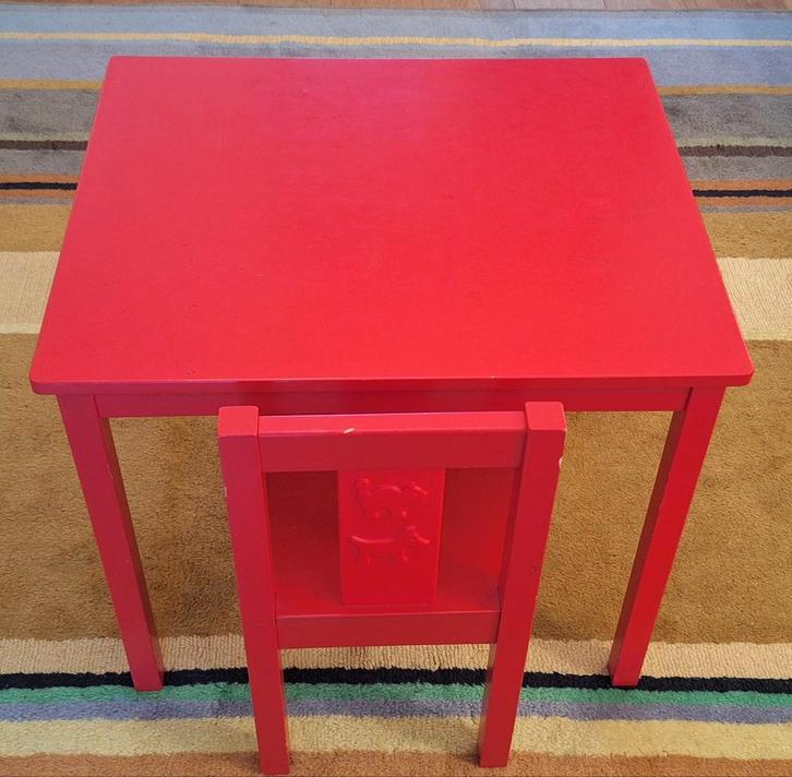 Kindertafel + stoeltje Ikea (B), Kinderen en Baby's, Kinderkamer | Tafels en Stoelen, Gebruikt, Ophalen