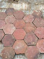 Lot antieke zeskantige terracotta tegels ,graag bellen, Antiek en Kunst, Ophalen