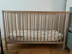 Ikea SNIGLAR  Lit bébé, hêtre, 60x120 cm + Matelas, Ophalen, Zo goed als nieuw, Ledikant
