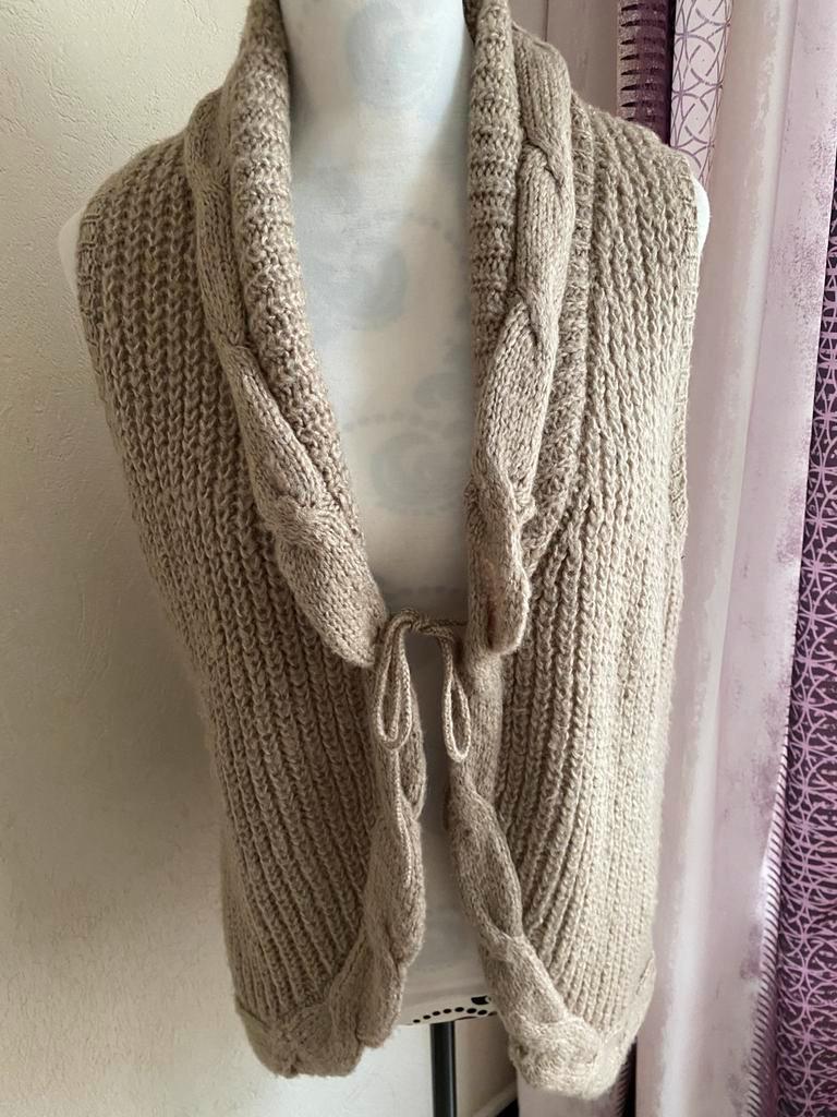 ② Gilet sans manches façon tricot Yessica (C&A) – Taille XL