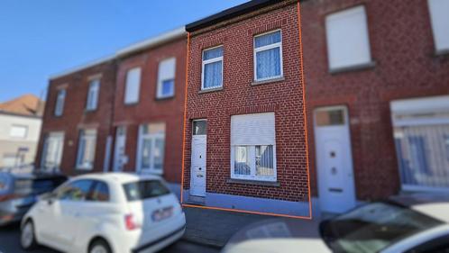 Maison à rénover proche du centre-ville, Immo, Huizen en Appartementen te koop, Provincie Henegouwen, tot 200 m², Tussenwoning
