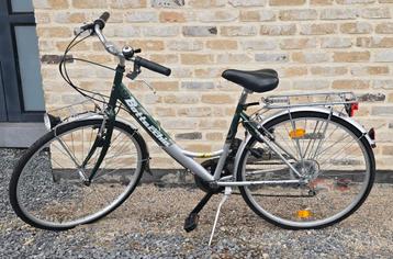 Damesfiets  beschikbaar voor biedingen