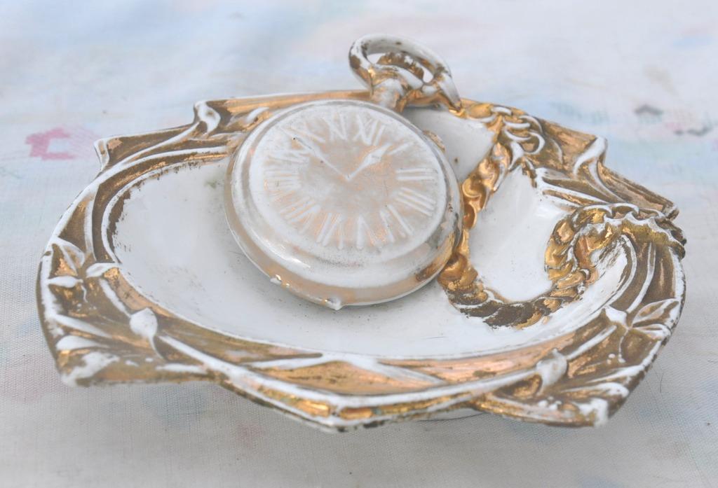 vide poche en porcelaine decor montre gousset, Antiquités & Art, Enlèvement ou Envoi
