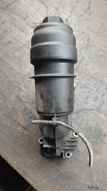 Oliefilterhuis N57 BMW 3 / 5 / 7 / X5 / X6 serie E7x E9x F01 beschikbaar voor biedingen