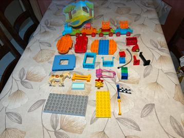 Lego duplo onderdelen beschikbaar voor biedingen