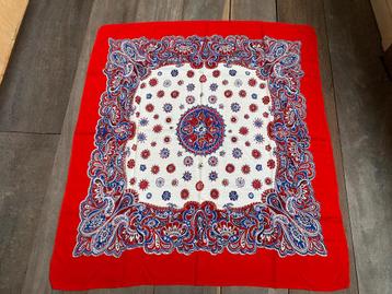 Vierkante sjaal wit blauw rood 82 x75cm vintage Goede staat beschikbaar voor biedingen