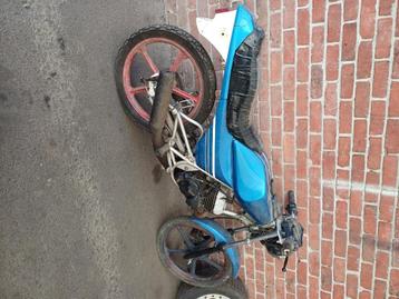 Kawasaki ar50 beschikbaar voor biedingen