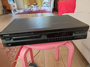 lecteur cd yamaha  beschikbaar voor biedingen