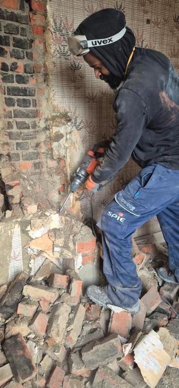 Schoorstenen muur Afbraak of Herstellen  beschikbaar voor biedingen