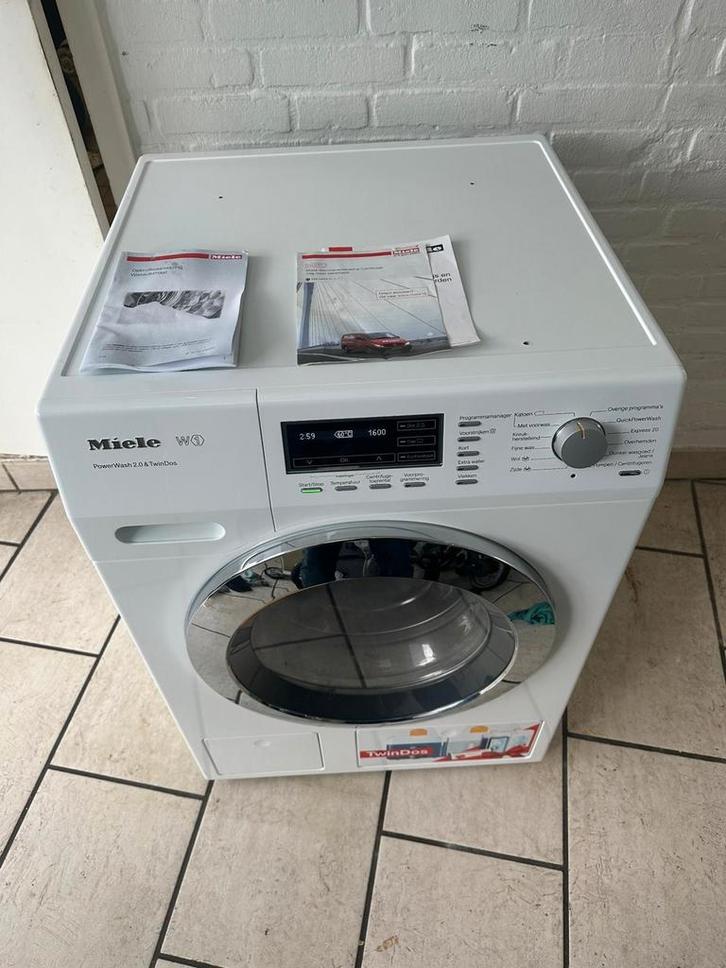 Miele W1 Twindos 8KG powerwash 2.0  1600 toeren A+++energie, Elektronische apparatuur, Wasmachines, Zo goed als nieuw, Voorlader