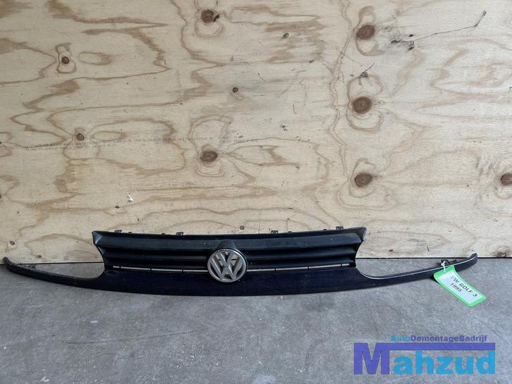 VW GOLF 3 blauw grille 1989-1998, Auto-onderdelen, Overige Auto-onderdelen, Volkswagen, Gebruikt, Ophalen of Verzenden