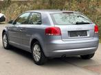 Audi A3 1.6 FSI Attraction, Auto's, Audi, Stof, Zwart, 4 cilinders, Bedrijf