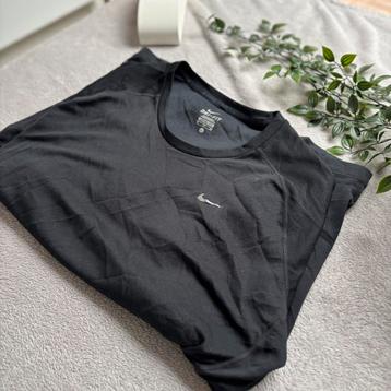 Nike Dry Fit Zwart Sport Shirt Size: XL beschikbaar voor biedingen
