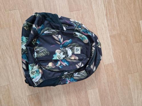 Dakine dames rugzak Garden 20l bloemmotief, Handtassen en Accessoires, Tassen | Rugtassen, Zo goed als nieuw, Overige merken, 25 tot 40 cm