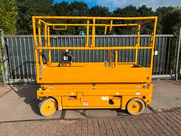 Haulotte Compact 8 8m schaarlift Haulotte hoogwerker