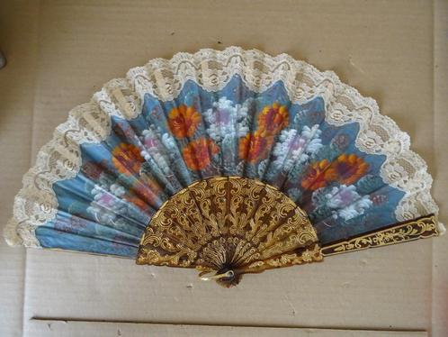 Indonesische waaier vintage hoornen waaier zijde kant 44x24, Antiek en Kunst, Curiosa en Brocante, Ophalen of Verzenden
