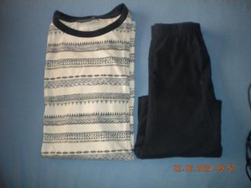 Zomer pyjama (XXL) beschikbaar voor biedingen