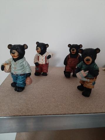 Lot de figurines d'ours