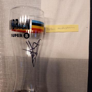 Gesigneerd bierglas Dylan Vandenstorme beschikbaar voor biedingen