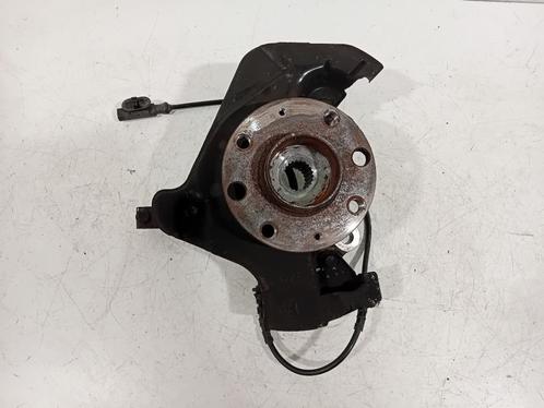 WIELNAAF RECHTS VOOR Fiat Punto III (199) (01-2012/-), Auto-onderdelen, Remmen en Aandrijving, Fiat, Gebruikt