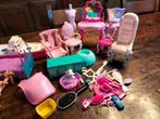 Lot mobilier et objets divers poupées/Barbie, Gebruikt, Ophalen of Verzenden, Barbie