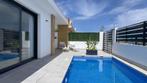 Gelijkvloerse 2 slaapkamer Villa met privé zwembad, Immo, Buitenland, 76 m², Spanje, Woonhuis