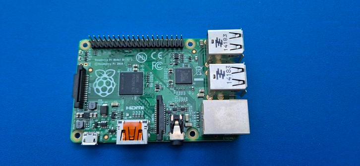 raspberry pi model B+ v1.2, Computers en Software, Moederborden, Gebruikt, Ophalen of Verzenden