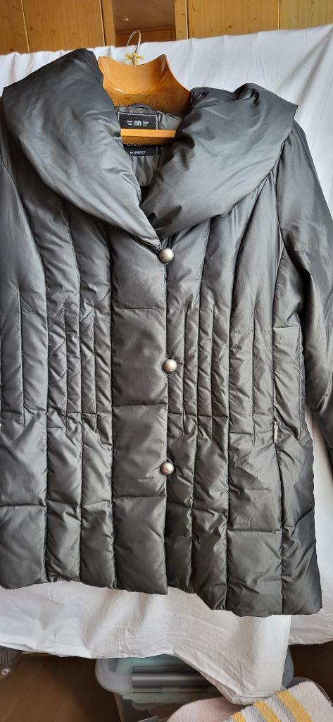 Jas met dons BASLER kleur: grijs maat: 42 GOEDE staat!, Kleding | Dames, Jassen | Winter, Gedragen, Maat 42/44 (L), Grijs, Ophalen of Verzenden