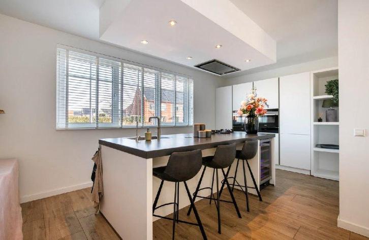 Complete mat witte eilandkeuken+Siemens+Quooker GEDEMONTEERD, Huis en Inrichting, Keuken | Complete keukens, Zo goed als nieuw