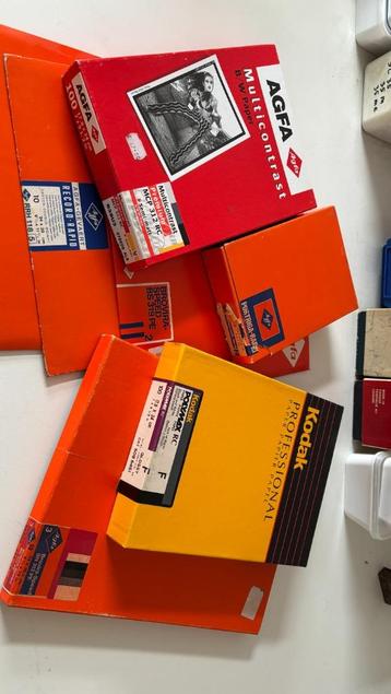 Divers fotopapier beschikbaar voor biedingen